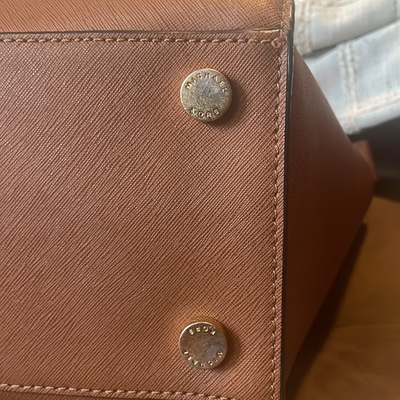 Michael Kors vintage studded Selma satchel like NWOT - Picture 7 of 15